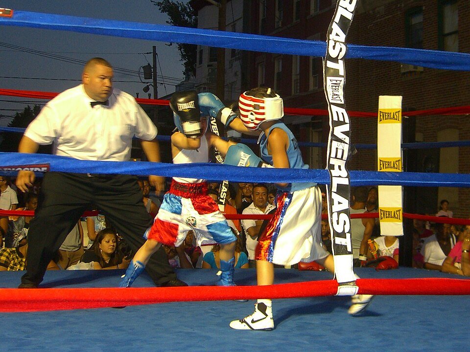 Heavyweight Itauma handed harsh world-title lesson