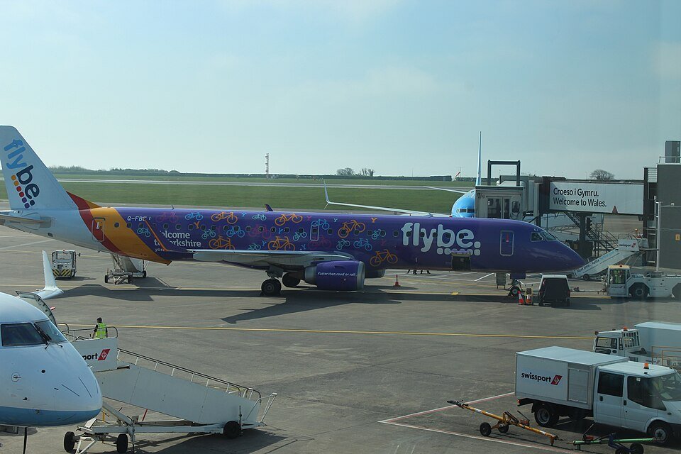 Airlines in ‘stand-off’ over price cuts as jet fuel costs ease